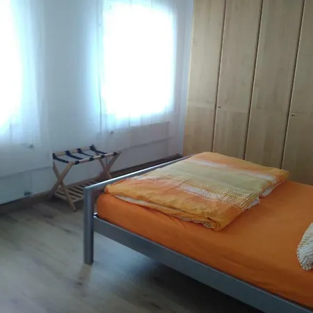 Ruhige Wohnung Zentrumsnah Pirmasens Buitenkant foto