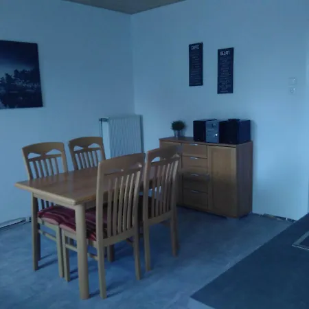 Ruhige Wohnung Zentrumsnah Pirmasens Buitenkant foto